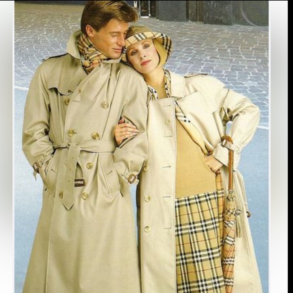 Burberry Beige Trench Coat - Picture 11 of 11
